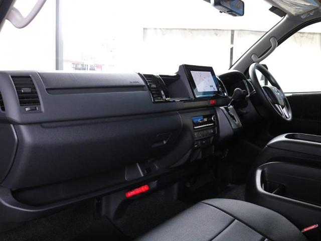 Toyota Hiace 3
