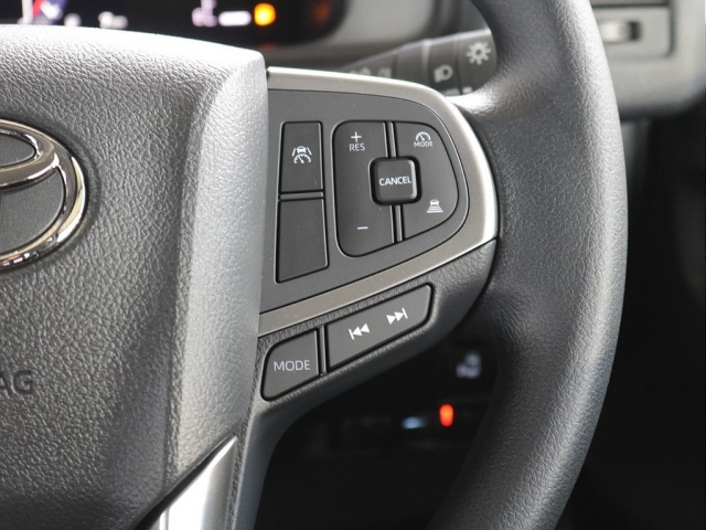 Toyota Hiace 6