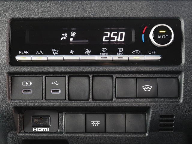 Toyota Hiace 9
