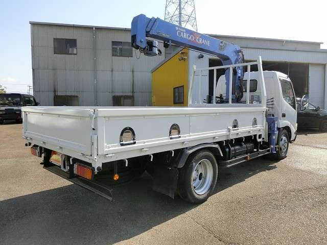 Hino Dutro 5