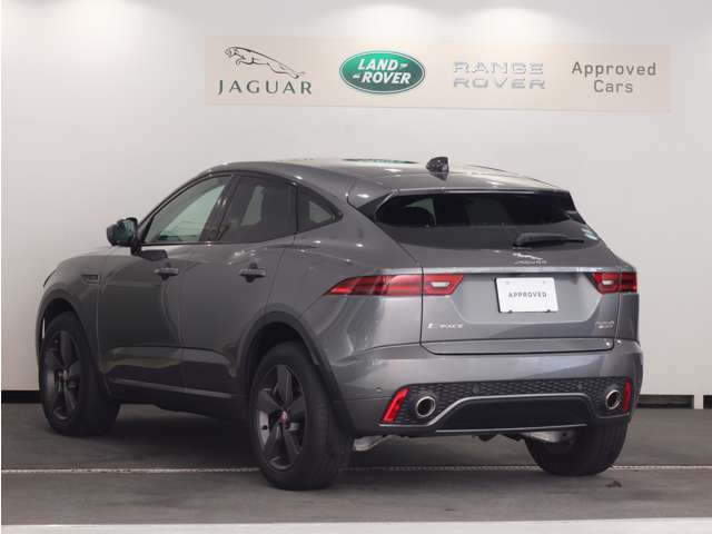 Jaguar E-Pace 4