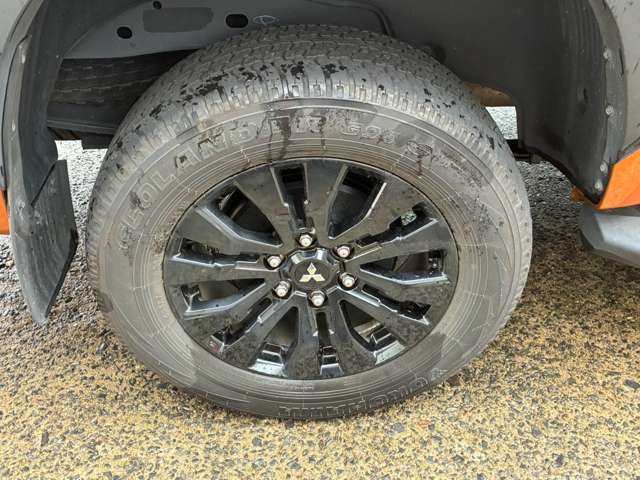 Mitsubishi Triton 6