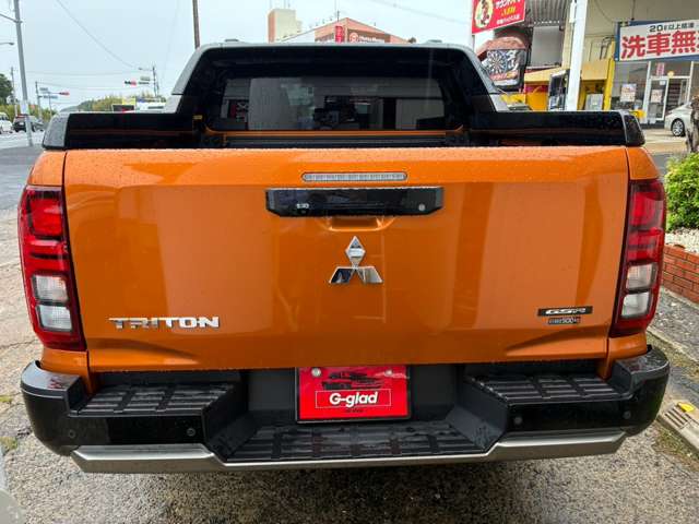 Mitsubishi Triton 10