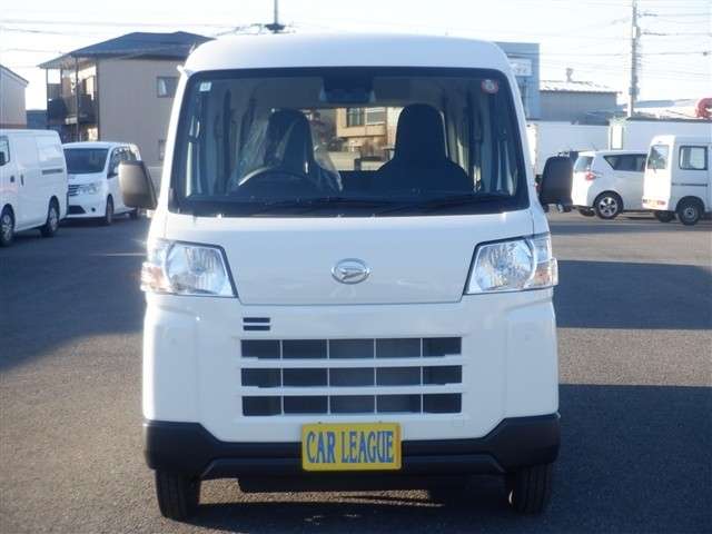 Daihatsu Hijet Cargo 11
