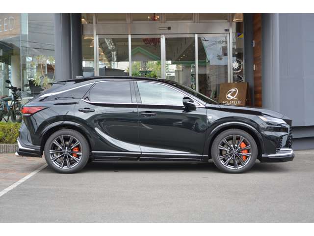 Lexus RX 9