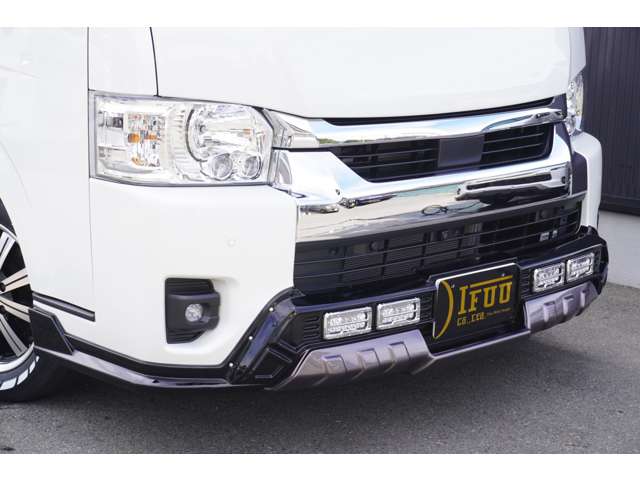Toyota Hiace 10