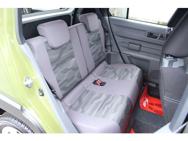 Daihatsu Taft 11
