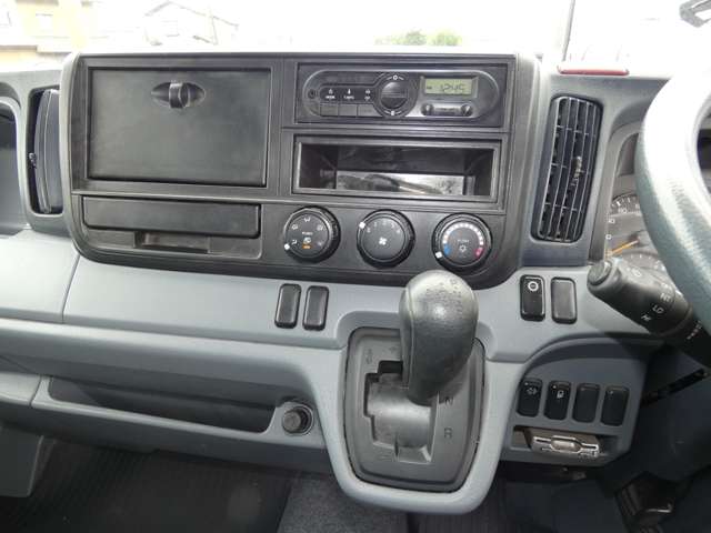 Mitsubishi Fuso Canter 13