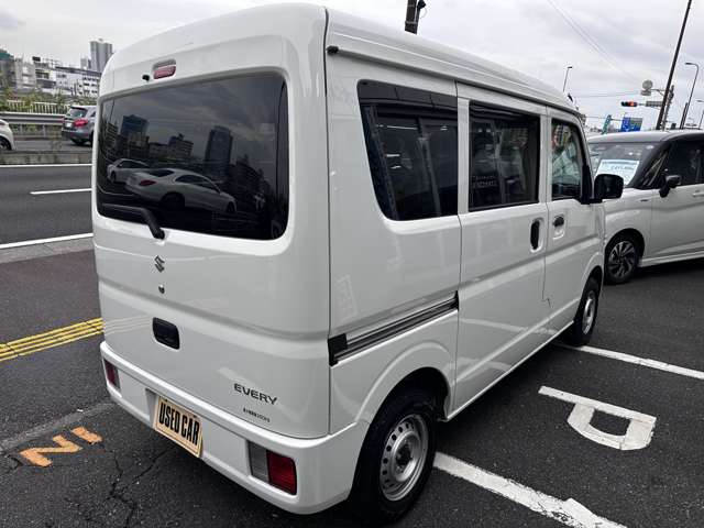 Suzuki Every 12