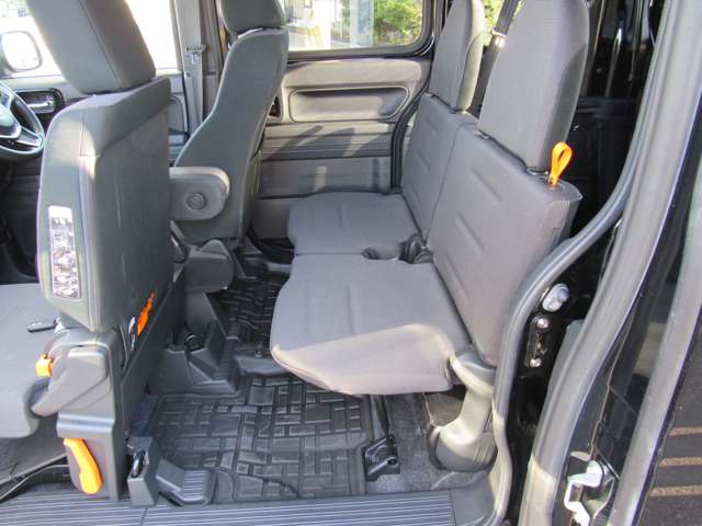 Honda N-VAN 11