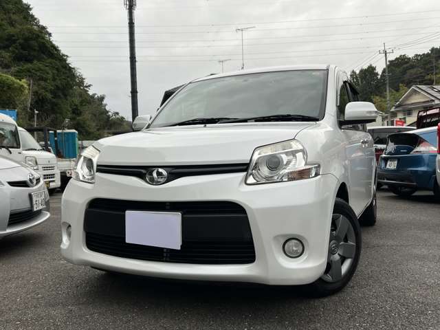 Toyota Sienta 8