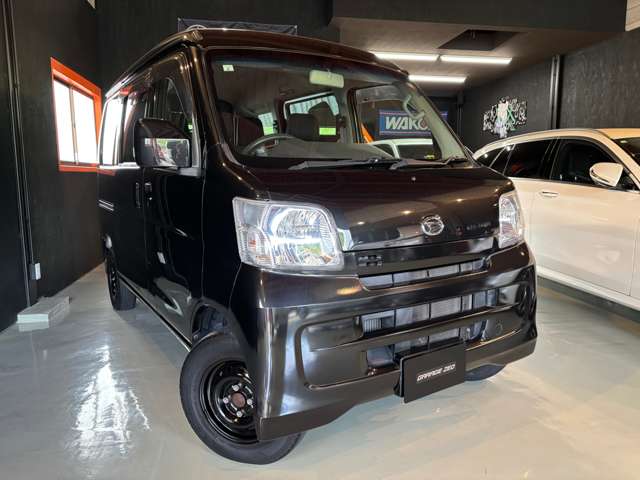 Daihatsu Hijet Cargo 3