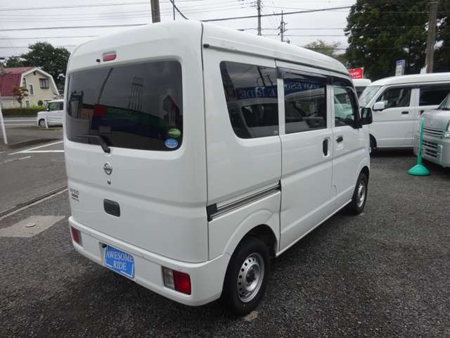 Nissan NV100 Clipper 11