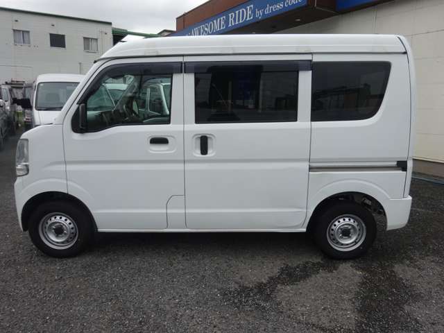 Nissan NV100 Clipper 8