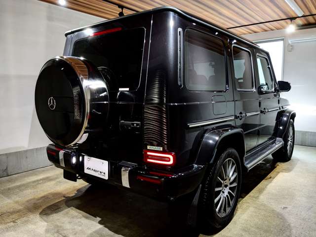 Mercedes-Benz G-Class 12