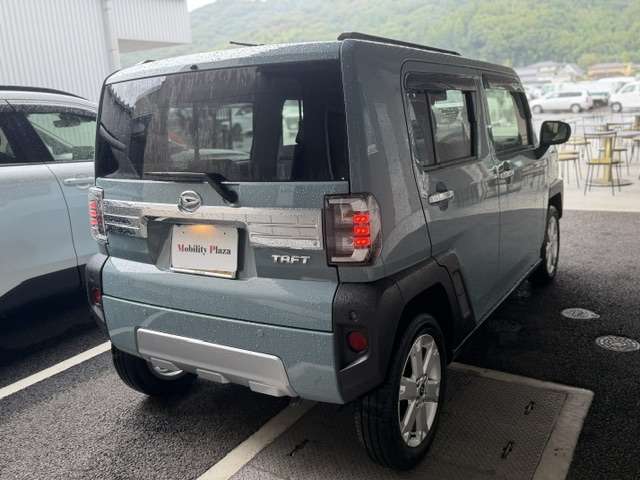 Daihatsu Taft 8