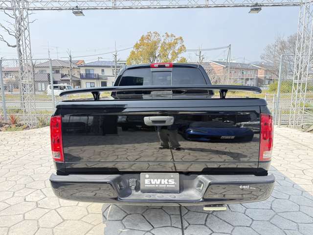 Dodge Ram 4