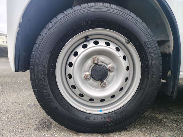 Nissan NV100 Clipper 11