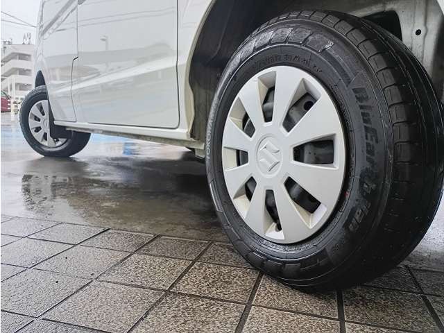 Suzuki Every 12