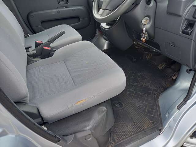 Toyota Pixis Van 10