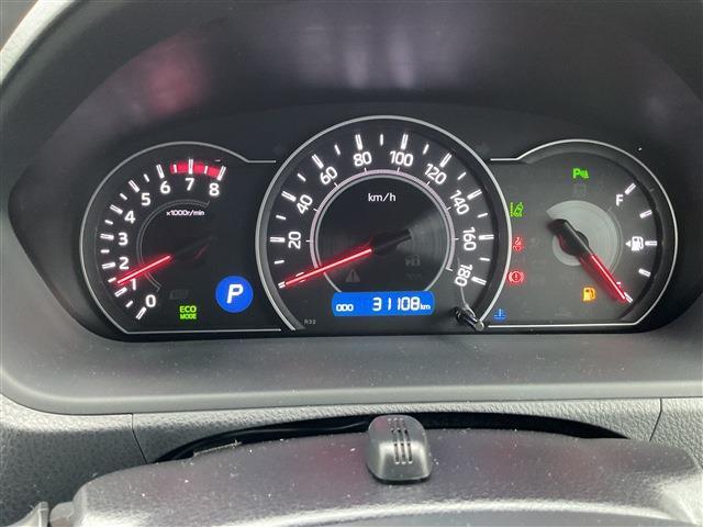 Toyota Voxy 11