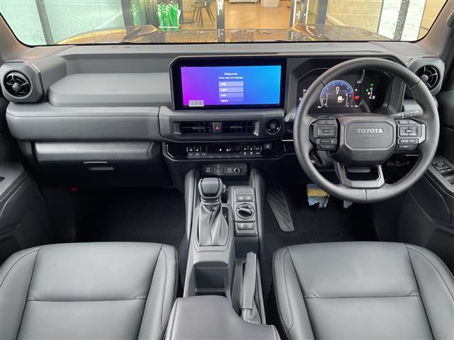 Toyota Land Cruiser FJ 5