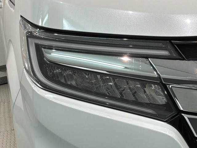 Honda Stepwgn 8