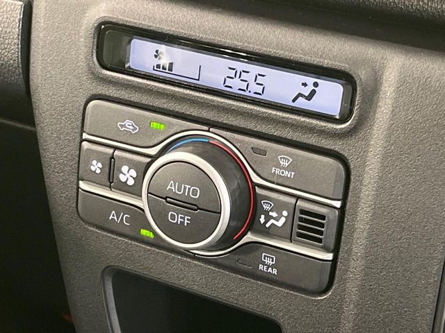 Daihatsu Atrai 6