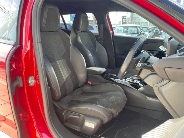 Peugeot SUV 2008 9