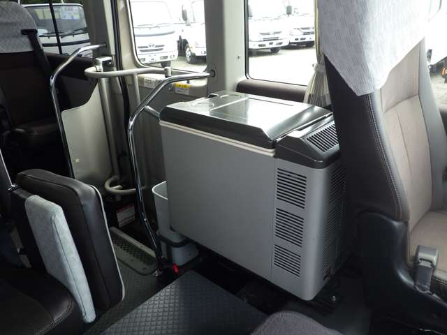 Toyota Coaster 12