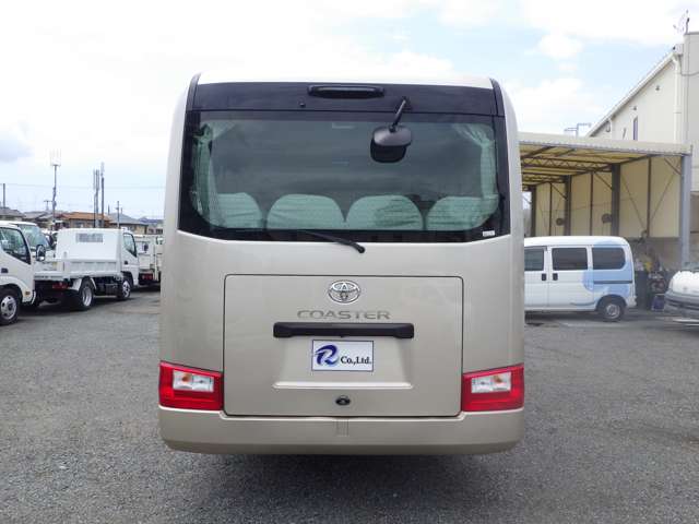 Toyota Coaster 5