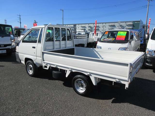 Toyota Light Ace Truck 12