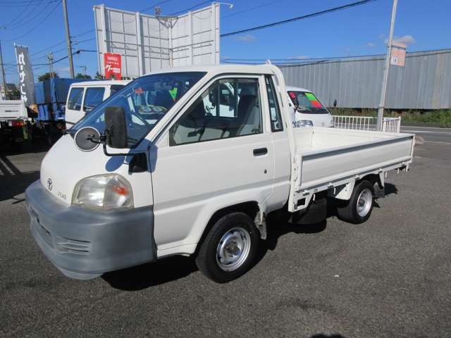 Toyota Light Ace Truck 10