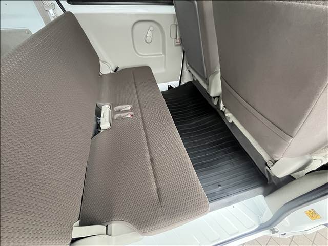 Nissan NV100 Clipper 8