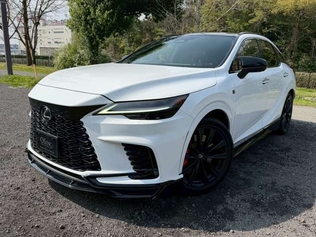 Lexus RX 9