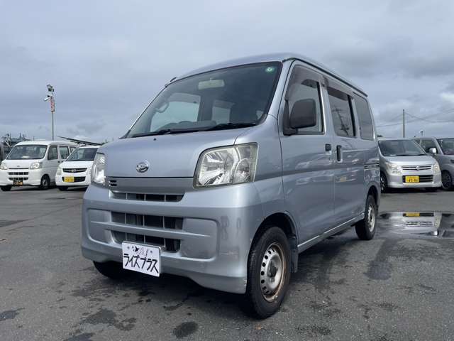 Daihatsu Hijet Cargo 3