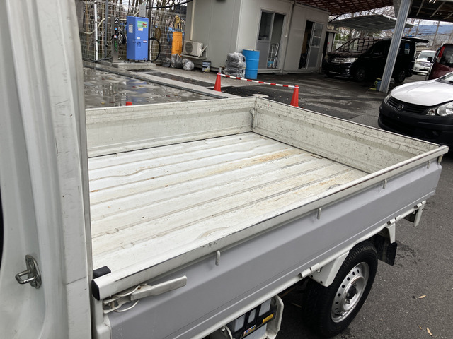 Mazda Scrum Truck 6