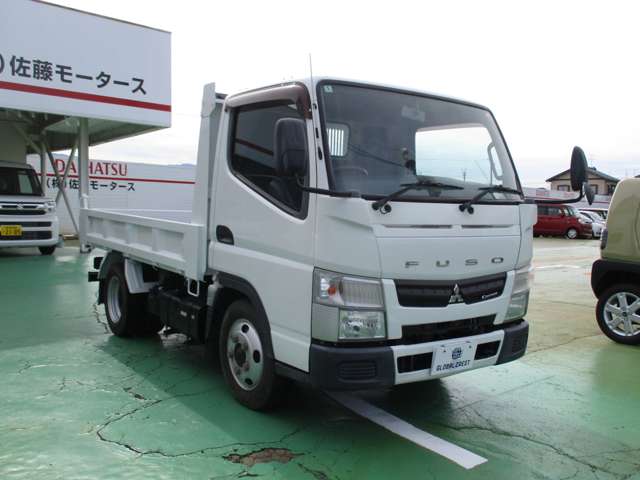 Mitsubishi Fuso Canter 2