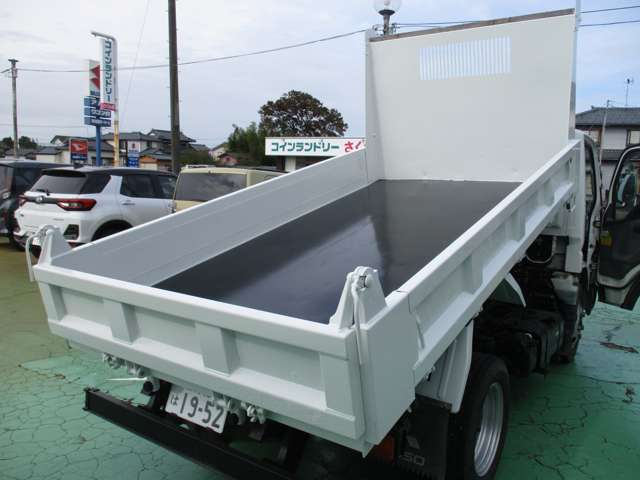 Mitsubishi Fuso Canter 10