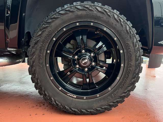 Chevrolet Silverado 12