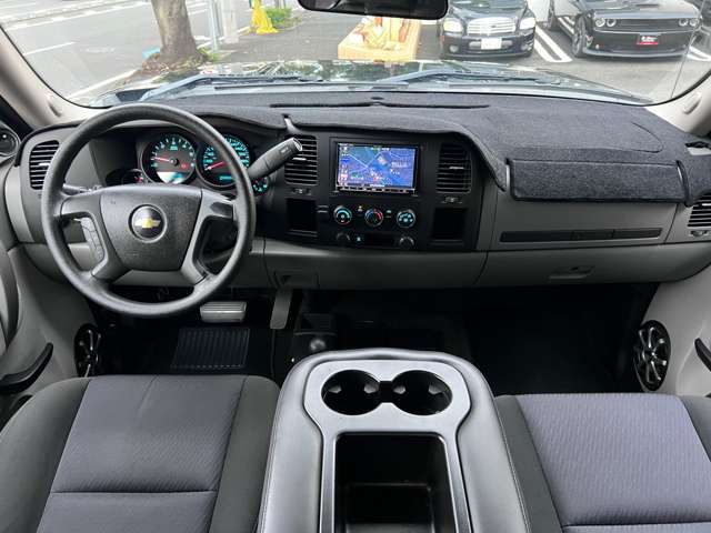 Chevrolet Silverado 4