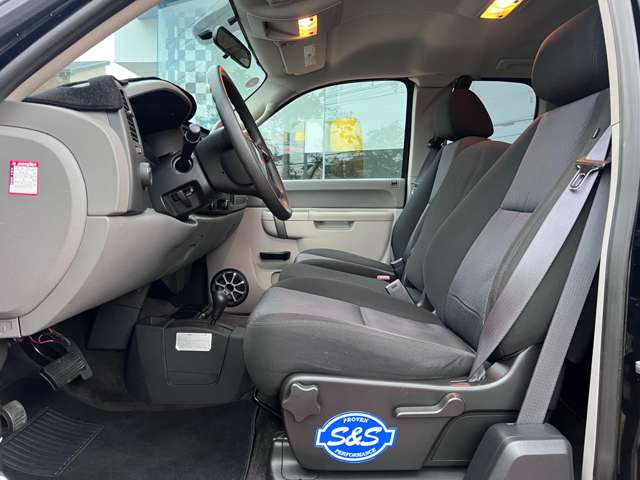 Chevrolet Silverado 7