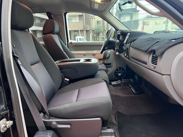 Chevrolet Silverado 8