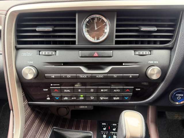Lexus RX 4