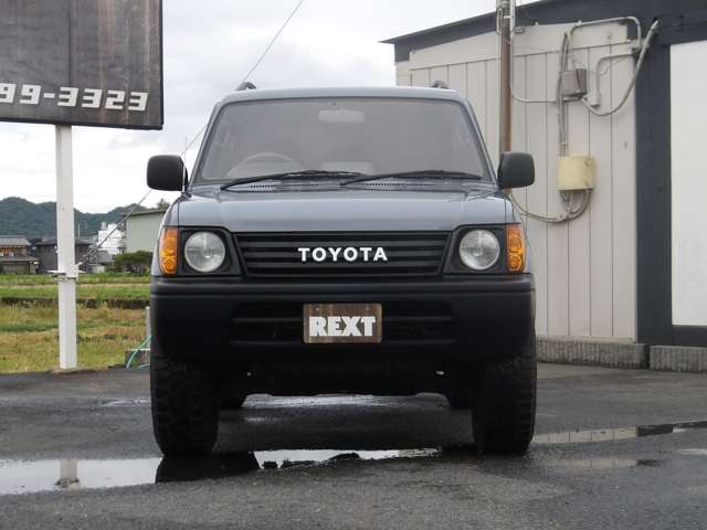 Toyota Land Cruiser Prado 5
