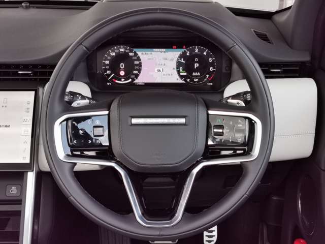Land Rover Discovery Sport 11