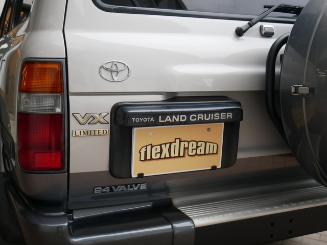 Toyota Land Cruiser 80 11