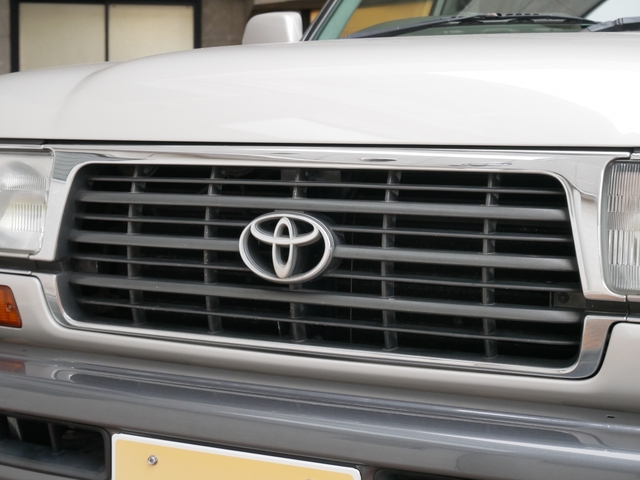 Toyota Land Cruiser 80 6