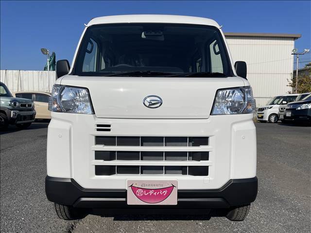 Daihatsu Hijet Cargo 5