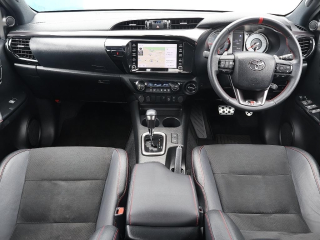 Toyota Hilux 5